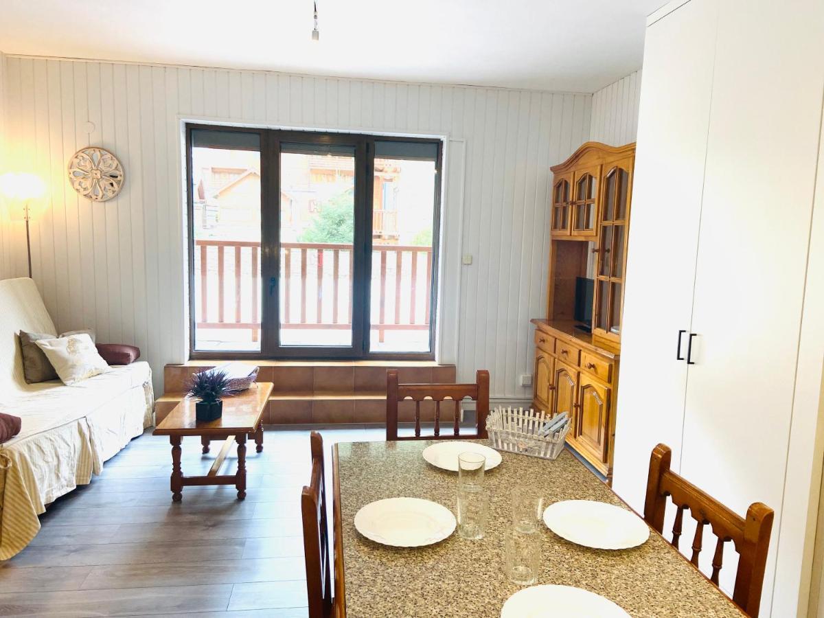 סולדאו Apartamentos Valle De Incles Mikka 3000 מראה חיצוני תמונה